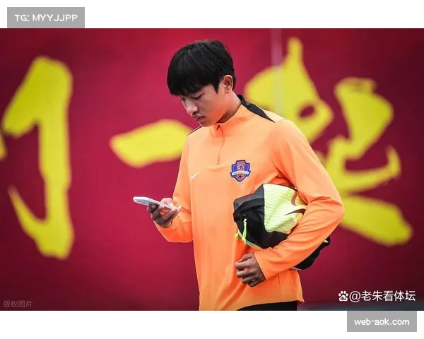 中国新星魏祥鑫加盟欧塞尔，开启青训留洋之路